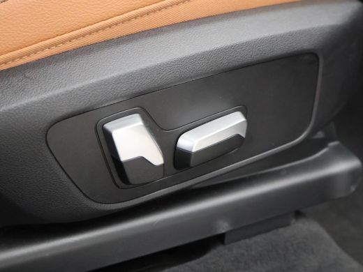 BMW iX3 80 kWh FACELIFT M-SPORT SOH 98,8% + TREKHAAK | SPORTSTOELEN LEDER | PANORAMA | ADAPTIVE CRUISE | ... ActivLease financial lease