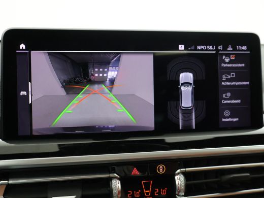 BMW iX3 80 kWh FACELIFT M-SPORT SOH 98,8% + TREKHAAK | SPORTSTOELEN LEDER | PANORAMA | ADAPTIVE CRUISE | ... ActivLease financial lease