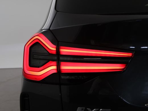 BMW iX3 80 kWh FACELIFT M-SPORT SOH 98,8% + TREKHAAK | SPORTSTOELEN LEDER | PANORAMA | ADAPTIVE CRUISE | ... ActivLease financial lease