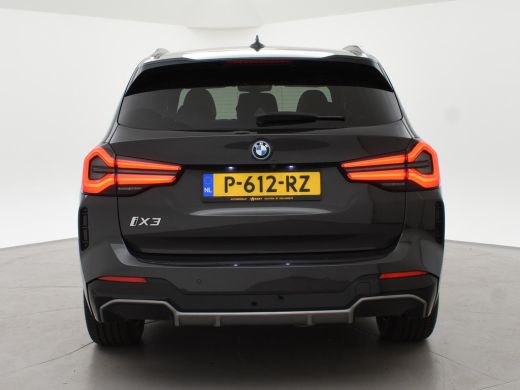BMW iX3 80 kWh FACELIFT M-SPORT SOH 98,8% + TREKHAAK | SPORTSTOELEN LEDER | PANORAMA | ADAPTIVE CRUISE | ... ActivLease financial lease