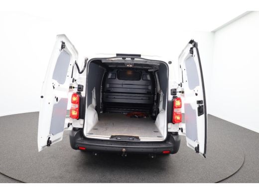 Citroën &euml;-Jumpy Driver XL 75kWh L3H1 | VERWACHT!! | Snelladen | Airco | Cruise | Carplay | 3 Zits | Navi | Trekhaak ActivLease financial lease