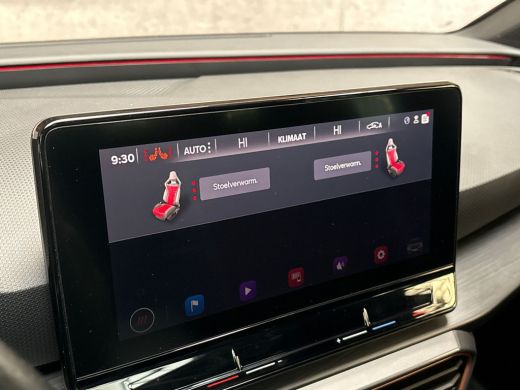 CUPRA Leon 1.4 e-Hybrid VZ Performance 245Pk Automaat (PANORAMADAK, BLACK PACK, APPLE CARPLAY, CAMERA, STUUR... ActivLease financial lease