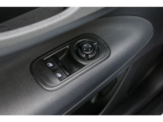 Fiat 500C EV 95PK 24KWH ICON CABRIO / NAVI / CLIMA / VOUWDAK / 16"LMV / STOELVERWARMING / BLUETOOTH / CRUIS... ActivLease financial lease