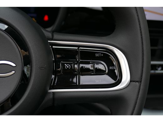Fiat 500C EV 95PK 24KWH ICON CABRIO / NAVI / CLIMA / VOUWDAK / 16"LMV / STOELVERWARMING / BLUETOOTH / CRUIS... ActivLease financial lease