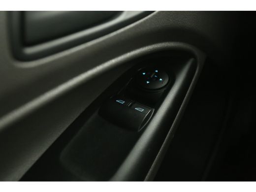 Ford Transit Connect 1.5 EcoBlue L2 | Airco | Cruise | Camera | Carplay | Navi | Parkeersens. ActivLease financial lease