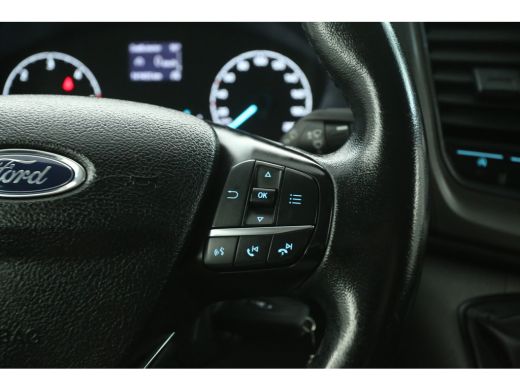 Ford Transit Custom 2.0 TDCI L2H1 | Dubbele Cabine | Airco | Cruise | Trekhaak | Carplay | Parkeersens. ActivLease financial lease