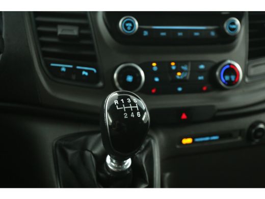 Ford Transit Custom 2.0 TDCI L2H1 | Dubbele Cabine | Airco | Cruise | Trekhaak | Carplay | Parkeersens. ActivLease financial lease