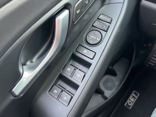Hyundai i30 1.5 T-GDi 160pk MHEV N-Line Camera | Dodehoek detectie | Bestuurdersstoel met geheugen | Draadloo... ActivLease financial lease