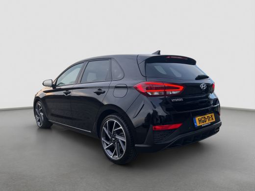 Hyundai i30 1.5 T-GDi 160pk MHEV N-Line Camera | Dodehoek detectie | Bestuurdersstoel met geheugen | Draadloo... ActivLease financial lease