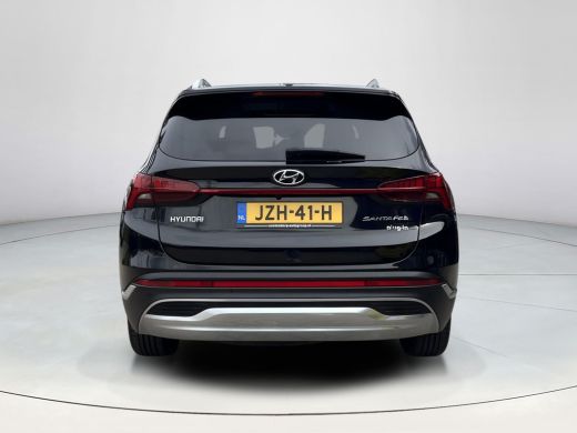 Hyundai Santa Fe 1.6 T-GDI PHEV Premium Plus Sky 7p. | Stoelverwarming V+A | 360&deg; camera | Panorama dak | Rijklaar... ActivLease financial lease
