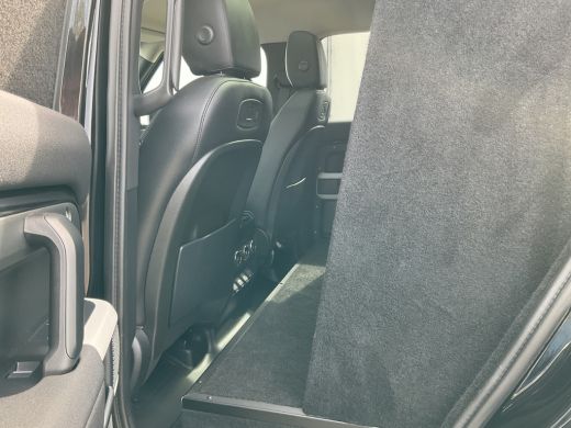 Land Rover Defender 2.0 D240 110 360&deg;Cam Carplay Memory Trekhaak(3500) ActivLease financial lease