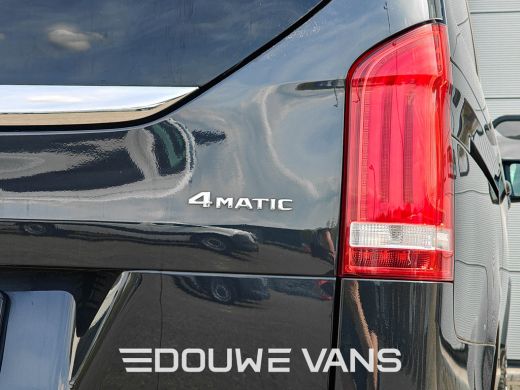 Mercedes-Benz V-Klasse V300 L2 4MATIC AMG LED Lang DAB 239PK Night Pakket Burmester Dubbel Cabine ActivLease financial lease