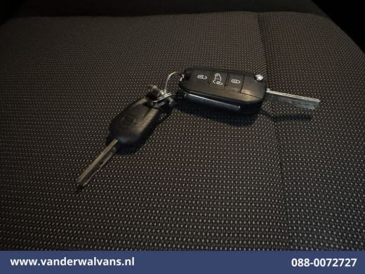 Opel Combo 1.5D 102pk L1H1 Euro6 Airco | Navigatie | Apple Carplay | Cruisecontrol | Trekhaak | Android Auto... ActivLease financial lease