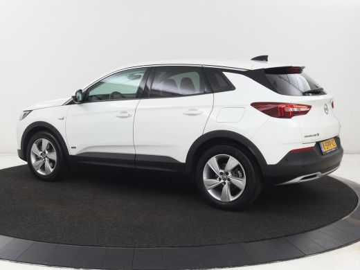 Opel Grandland X 1.6 Turbo Hybrid Elegance | SOH 90,2% | Carplay | Camera | Full LED | Half leder | Navigatie | Pa... ActivLease financial lease