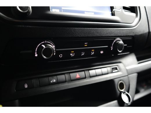 Opel Vivaro 180PK Innovation | Cruise control | DAB ontvanger | Dodehoek detectie| Cruise control | DAB ontva... ActivLease financial lease