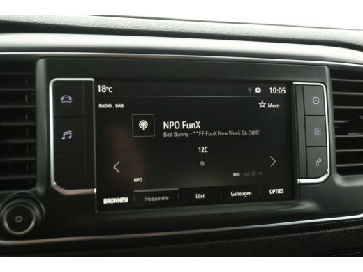 Opel Vivaro-e 75 kWh L3H1 | Snelladen | SOH 92% | Clima | Camera | Cruise | 3 Zits | Carplay | 2xSchuifdeur ActivLease financial lease