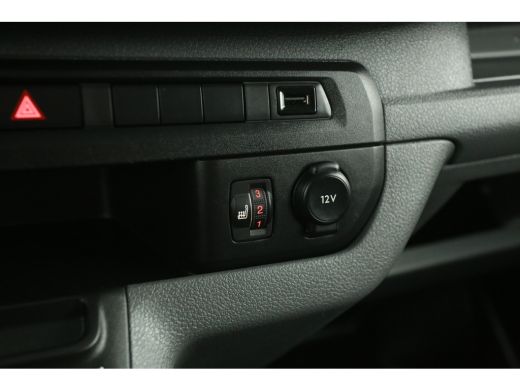 Opel Vivaro-e 75 kWh L3H1 | Snelladen | SOH 92% | Clima | Camera | Cruise | 3 Zits | Carplay | 2xSchuifdeur ActivLease financial lease