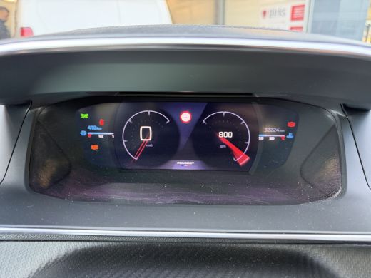 Peugeot 208 100pk GT (Camera - Keyless Entry - Parkeersensoren V+A - LED - Navigatie - Automatische Airco - D... ActivLease financial lease