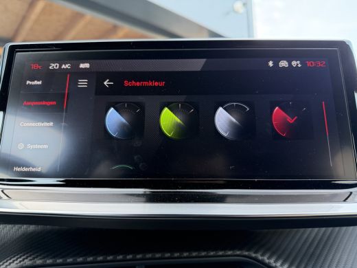 Peugeot 208 100pk GT (Camera - Keyless Entry - Parkeersensoren V+A - LED - Navigatie - Automatische Airco - D... ActivLease financial lease