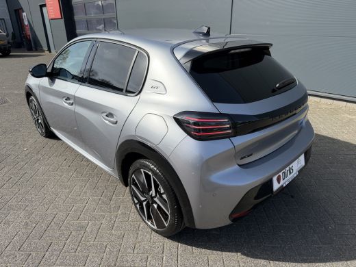 Peugeot 208 100pk GT (Camera - Keyless Entry - Parkeersensoren V+A - LED - Navigatie - Automatische Airco - D... ActivLease financial lease