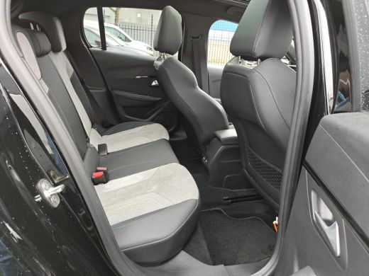 Peugeot 208 1.2 PureTech GT Pack | Navigatie | Camera | Panoramadak | Stoelverwarming | Full LED | Alcantara ... ActivLease financial lease