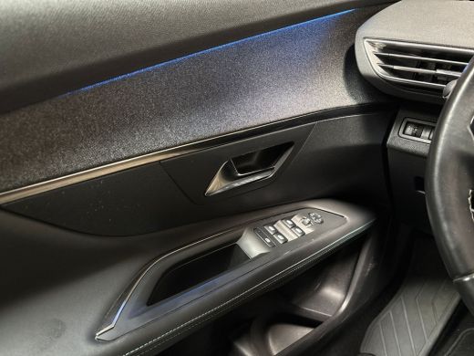 Peugeot 3008 1.2 PureTech Allure (APPLE CARPLAY, GROOT NAVI, LEDER, 360 CAMERA, KEYLESS, SPORTSTOELEN, GETINT ... ActivLease financial lease