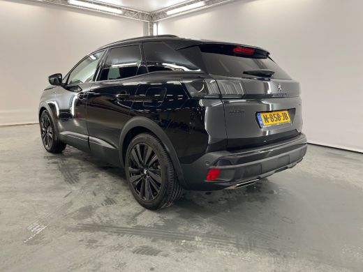 Peugeot 3008 1.6 HYbrid 225 GT | UNIEK! | Rood leder | Full Options! | Pano | Memory | Focal | 360 Camera | Ad... ActivLease financial lease