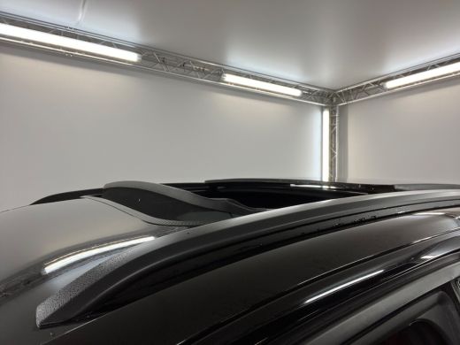 Peugeot 3008 1.6 HYbrid 225 GT | UNIEK! | Rood leder | Full Options! | Pano | Memory | Focal | 360 Camera | Ad... ActivLease financial lease