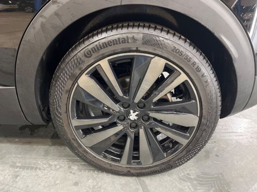 Peugeot 3008 1.6 HYbrid 225 GT | UNIEK! | Rood leder | Full Options! | Pano | Memory | Focal | 360 Camera | Ad... ActivLease financial lease