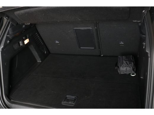 Peugeot 3008 1.6 HYbrid4 300 GT | Navi | Camera | Panoramadak | Keyless | Parkeersensoren V+A | Ad. Cruise con... ActivLease financial lease