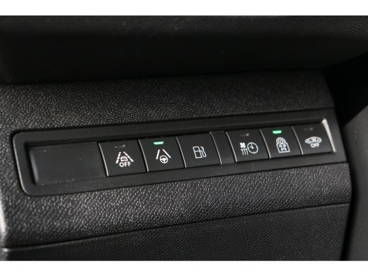 Peugeot 3008 1.6 HYbrid4 300 GT | Navi | Camera | Panoramadak | Keyless | Parkeersensoren V+A | Ad. Cruise con... ActivLease financial lease