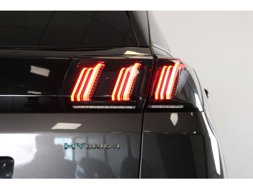Peugeot 3008 1.6 HYbrid4 300 GT | Navi | Camera | Panoramadak | Keyless | Parkeersensoren V+A | Ad. Cruise con... ActivLease financial lease