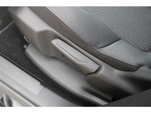 Peugeot 5008 1.2 Hybrid 136 Allure Pack Business | Automaat | Navigatie | Camera | Mild Hybrid | Trekhaak | Ap... ActivLease financial lease