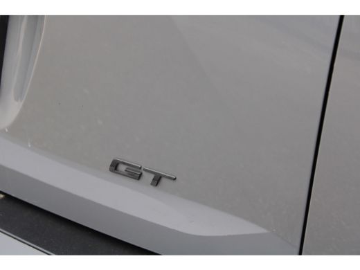 Peugeot e-2008 EV GT 54 kWh | Fase 3 laden | Navigatie | Camera | Apple carplay | Adaptieve cruise control | Aut... ActivLease financial lease