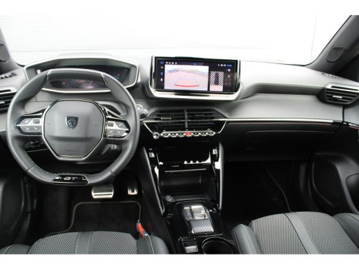Peugeot e-2008 EV GT 54 kWh | Fase 3 laden | Navigatie | Camera | Apple carplay | Adaptieve cruise control | Aut... ActivLease financial lease