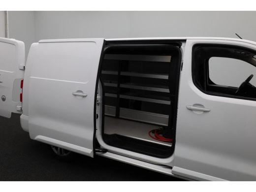 Peugeot e-Expert Long Asphalt 75 kWh | VERWACHT | Snelladen | Airco | Cruise | 3 Zits | Camera | Carplay | Navi | ... ActivLease financial lease