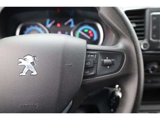 Peugeot e-Expert Premium Long 75 kWh L3H1 | VERWACHT!! | Snelladen | Airco | 3 Zits | Caplay | Navigatie | Trekhaak ActivLease financial lease