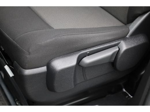 Peugeot e-Expert Premium Long 75 kWh L3H1 | VERWACHT!! | Snelladen | Airco | 3 Zits | Carplay | Navigatie | Trekhaak ActivLease financial lease