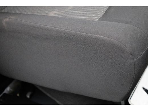 Peugeot e-Expert Premium Long 75 kWh L3H1 | VERWACHT!! | Snelladen | Airco | 3 Zits | Carplay | Navigatie | Trekhaak ActivLease financial lease