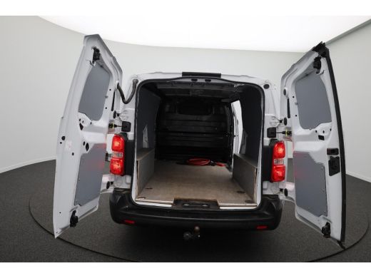 Peugeot e-Expert Premium Long 75 kWh L3H1 | VERWACHT!! | Snelladen | Airco | 3 Zits | Carplay | Navigatie | Trekhaak ActivLease financial lease