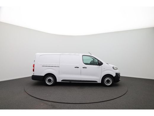 Peugeot e-Expert Premium Long 75 kWh L3H1 | VERWACHT!! | Snelladen | Airco | Carplay | 3 Zits | Navigatie | Trekhaak ActivLease financial lease