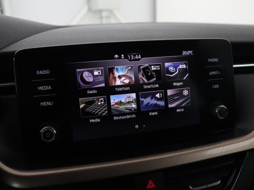 Skoda Scala 1.0 TSI Style | Automaat | Trekhaak | Carplay | Climate control | Parkeerhulp | Cruise control | ... ActivLease financial lease