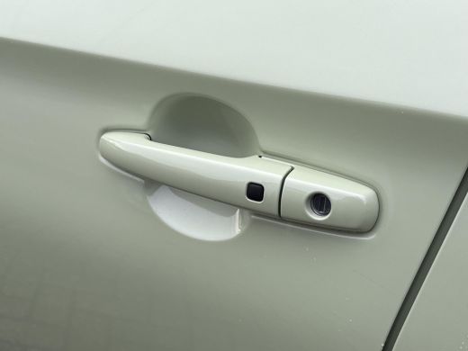 Suzuki Swift 1.2 Comfort Smart Hybrid **NIEUWE AUTO/ DIRECT LEVERBAAR** ActivLease financial lease