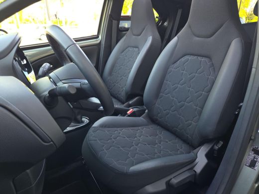 Toyota Aygo 1.0 VVT-i MT Envy Cabrio | Apple CarPlay | NL Auto | Rijklaar incl. garantie | ActivLease financial lease