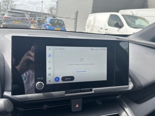 Toyota C-HR 1.8 Hybrid 140 Dynamic ActivLease financial lease