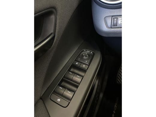 Toyota C-HR 1.8 Hybrid 140 Dynamic ActivLease financial lease