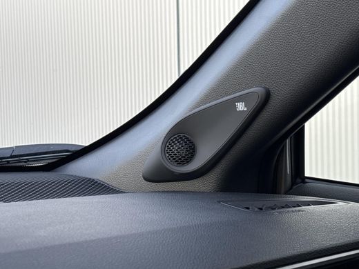 Toyota Corolla Cross Hybrid 180 GR Sport **METALSTREAM GREY/ GR SPORT PLUS PACK/ DIRECT LEVERBAAR** ActivLease financial lease