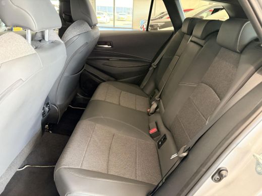 Toyota Corolla Touring Sports Hybrid 140 Dynamic ActivLease financial lease