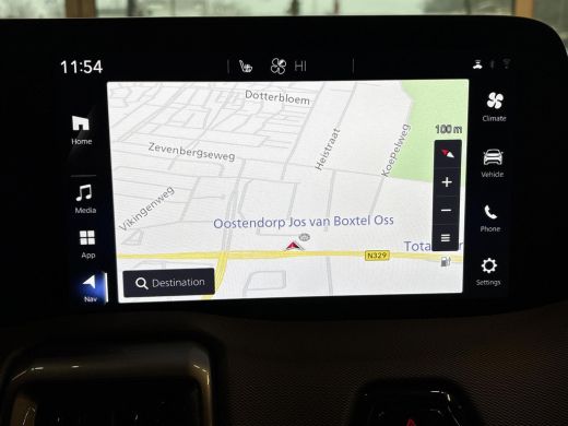 Toyota Urban Cruiser Dynamic 61 kWh **ARTIC WHITE/ ELEKTRISCH/ DIRECT LEVERBAAR** ActivLease financial lease