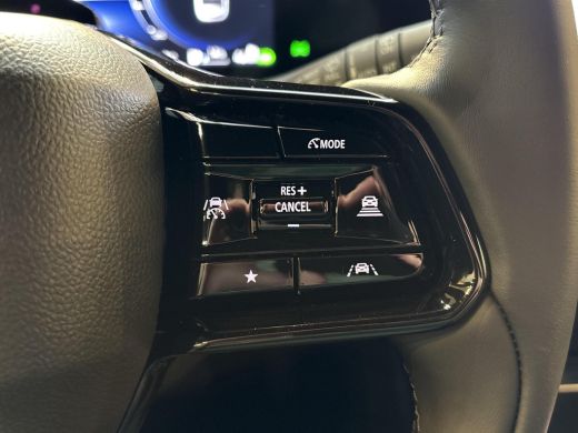 Toyota Urban Cruiser Dynamic 61 kWh **ARTIC WHITE/ ELEKTRISCH/ DIRECT LEVERBAAR** ActivLease financial lease